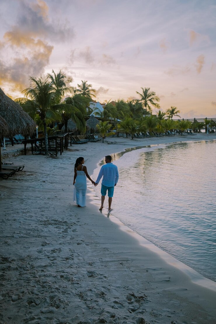 Antigua: Caribbean Island Lovers
